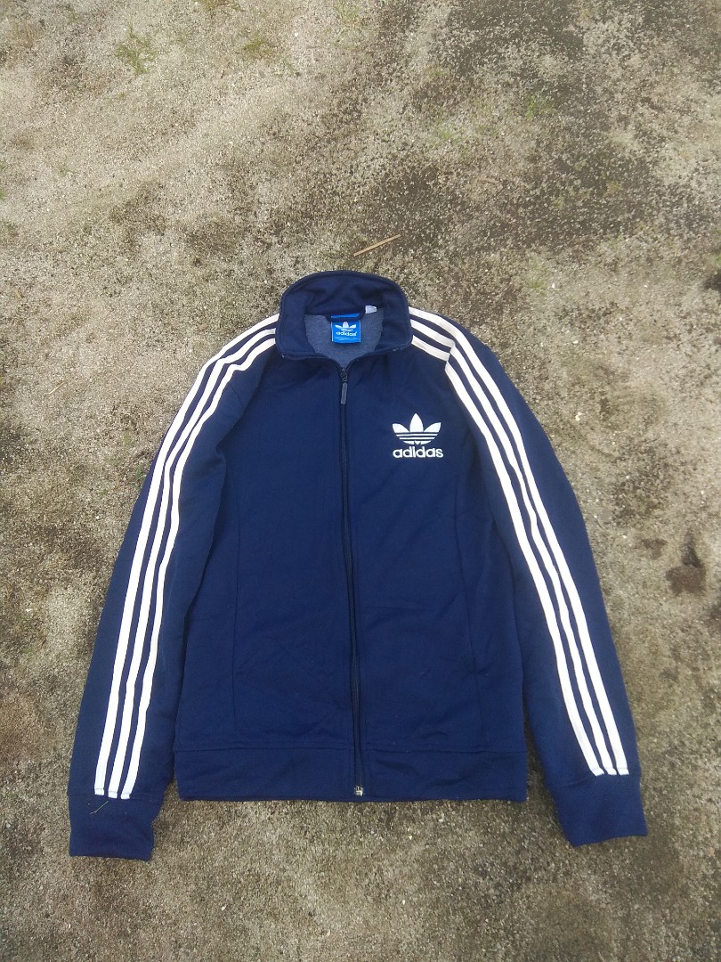 Tracktop adidas Eropa size 95 setara M