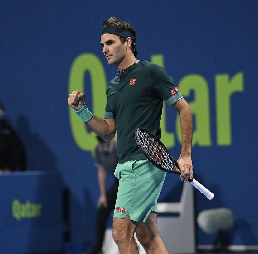 Roger Federers UNIQLO outfit for the Doha tournament