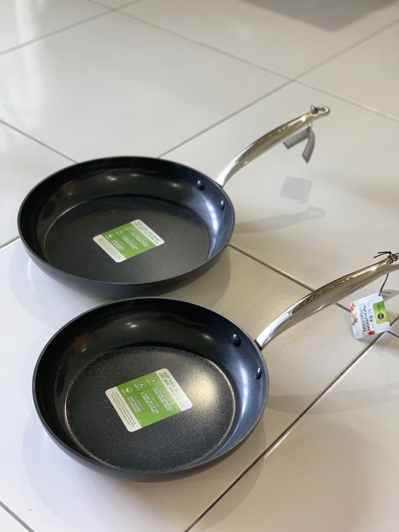 US GreenPan revolution Healthy ceramic Non Stick frying pan set to let