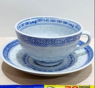 Vintage JingDeZhen 景德镇 Rice pattern Tea Cup and Saucer