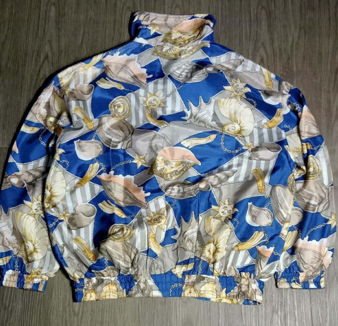 international windbreaker
