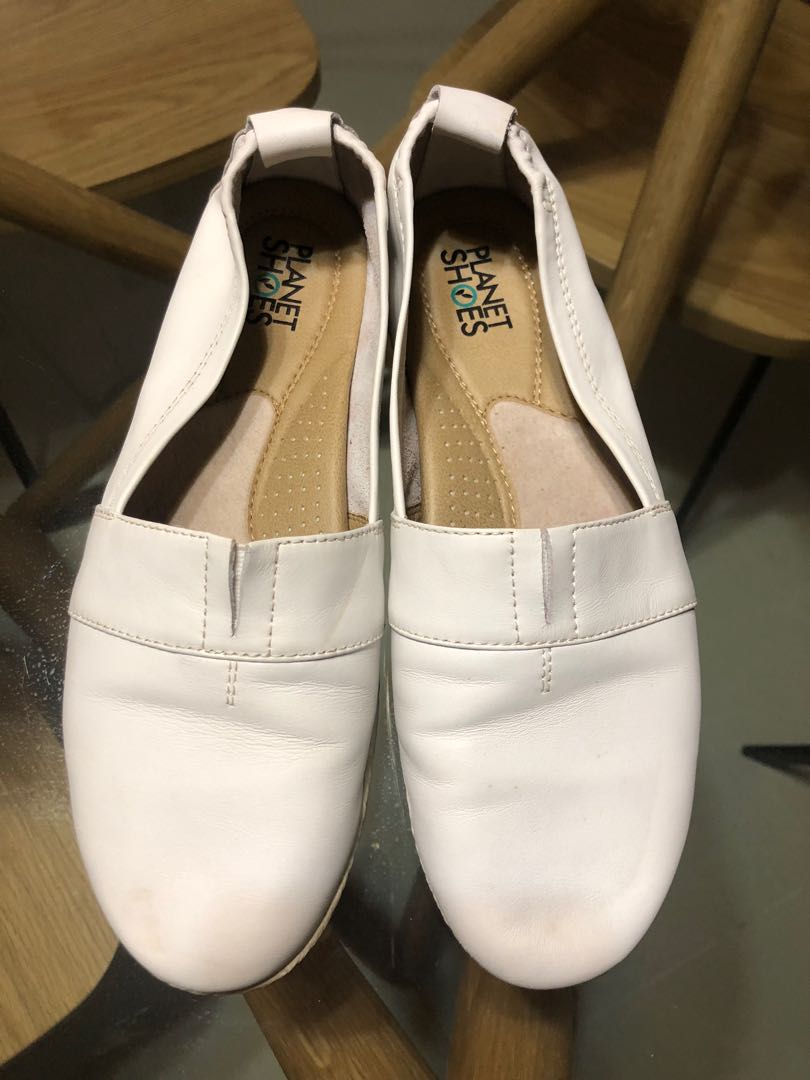 White plimsoll, Women's Fashion, Footwear, Sneakers on Carousell