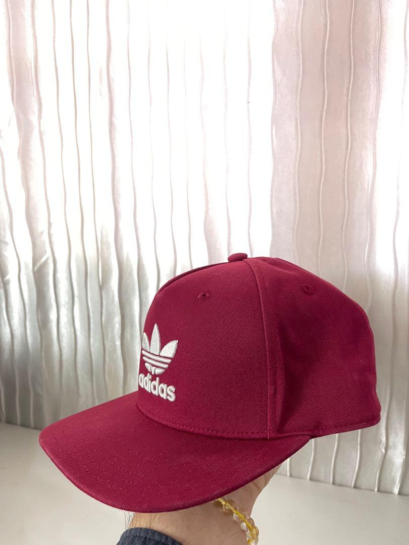 Adidas Trefoil Snapback Cap (Category: Caps & Hats) located in Marikina City. Submitted by justylebasics (Listing ID 1123359139, Image 2). Description: Size: OSFW.