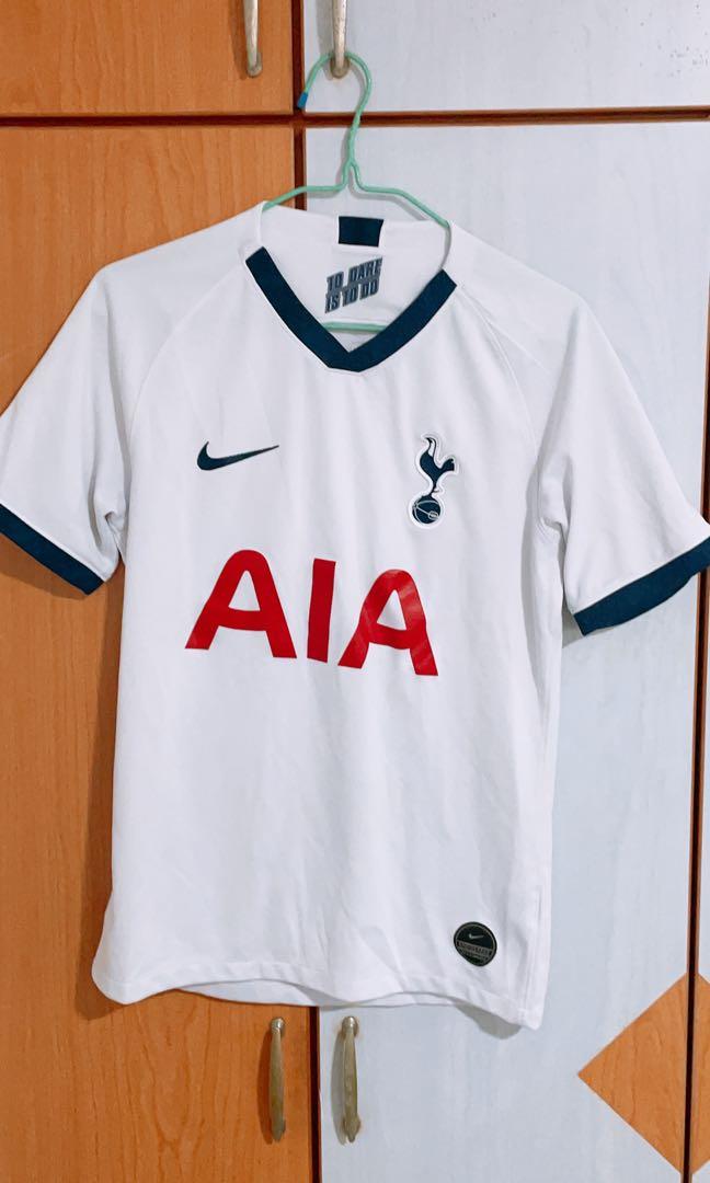Tottenham Hotspur Third baju bolasepak 2018 - 2019. Sponsored by AIA
