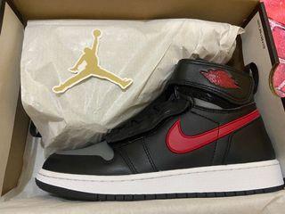 Air Jordan 1 Hi FlyEase