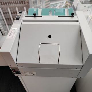 （分類：）位於 。 由 muzzahk 提交（商品編號 1123387254，圖片 1）。簡介： 。