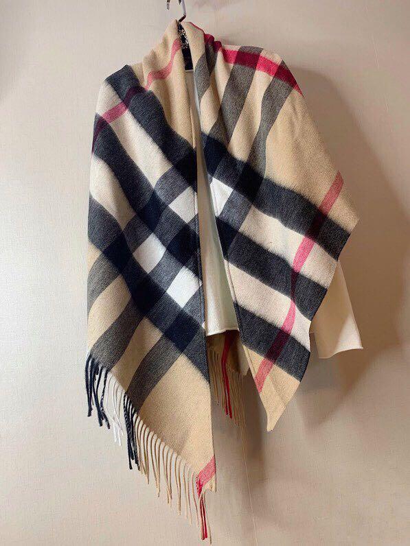 Burberry Triangle scarf double-sided plaid wool shawl, Women's Fashion,  Watches & Accessories, Scarves on Carousell