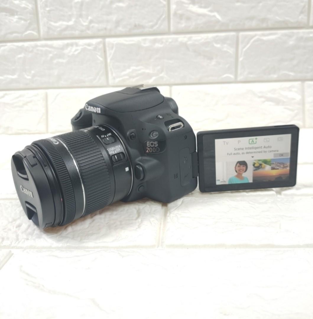 Wizard Glad Vervelend Canon 200D 24mp Flip Wifi 60fps Dslr camera, Photography, Cameras on  Carousell