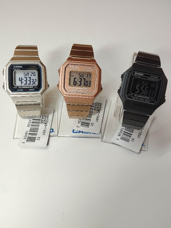Casio vintage square online digital watch