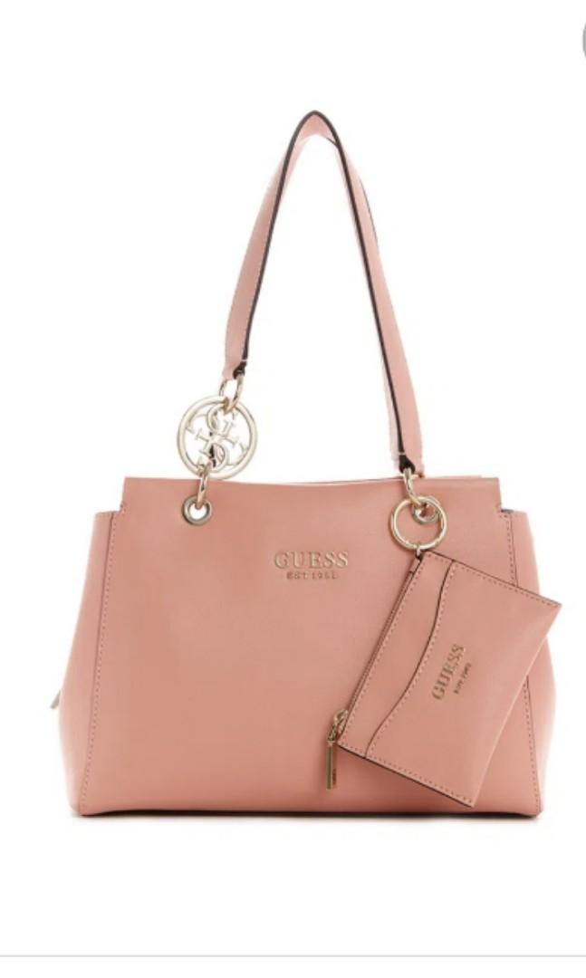 Guess tara girlfriend 2025 satchel