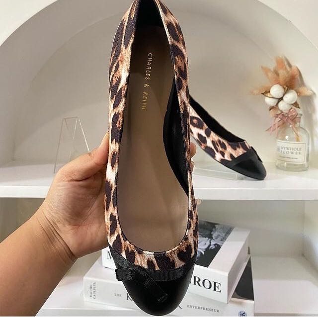 white leopard flats