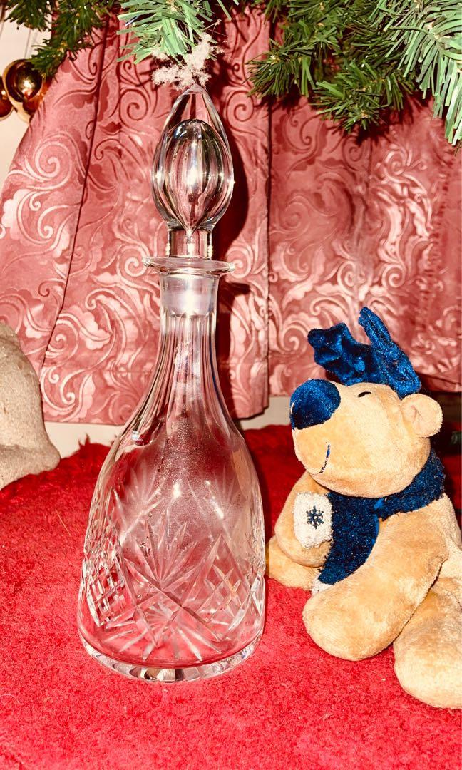 Crystal Wine decanter (Category: Other Kitchenware & Tableware) located in Subic. Submitted by Pc2ceramics (Listing ID 1123450692, Image 2). Description: Crystal wine decanter From England With tiny chips pls see photos Price 1,299 + sf .