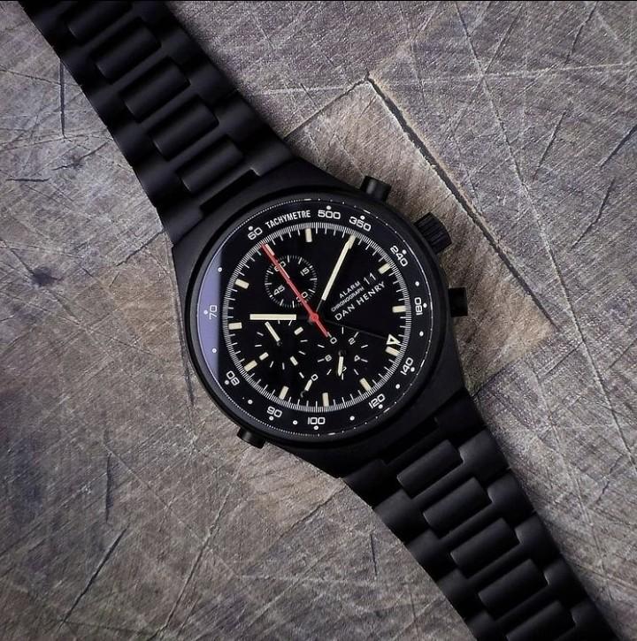 Dan henry 1972 alarm chronograph outlet