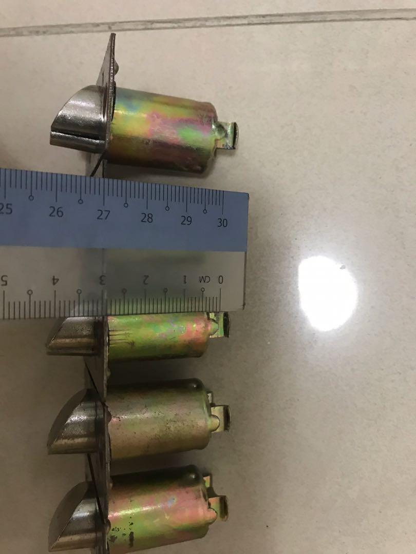 Door lock tongue latch basket, Everything Else, Others on Carousell