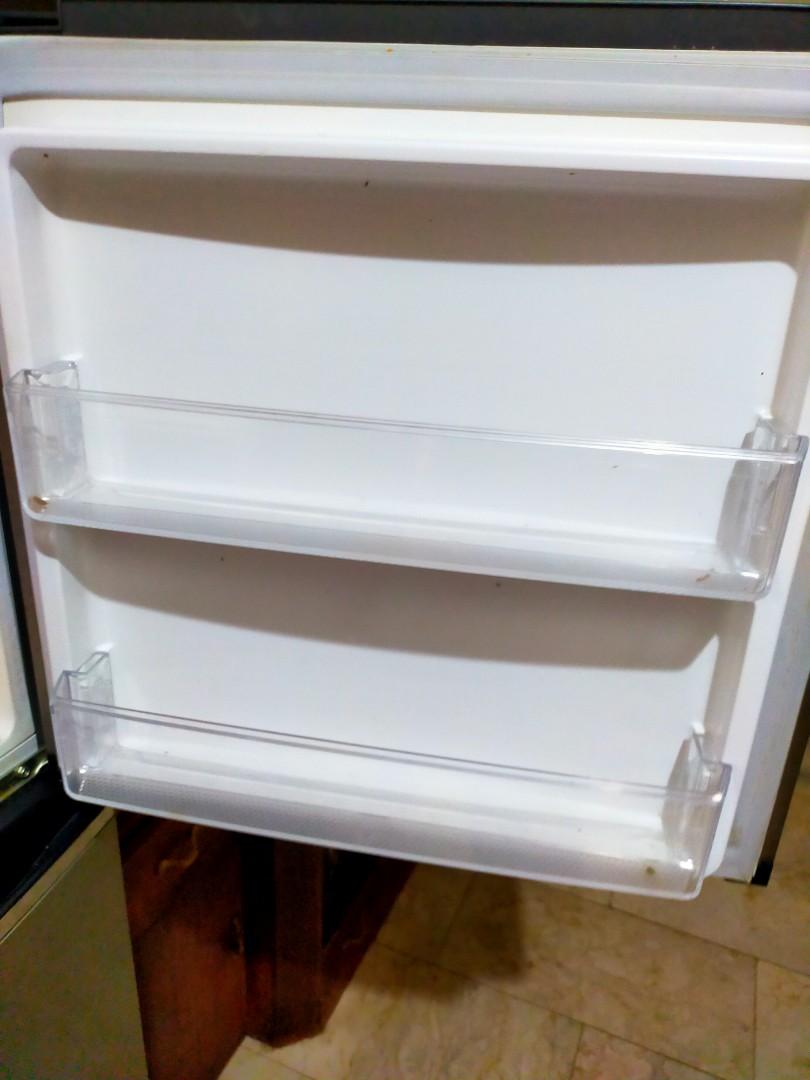 Electrolux inverter refrigerator (Category: Refrigerators and Freezers) located in Las Pinas. Submitted by espalayan (Listing ID 1123472775, Image 3). Description: Electrolux Inverter Type Refrigerator bought 2018.