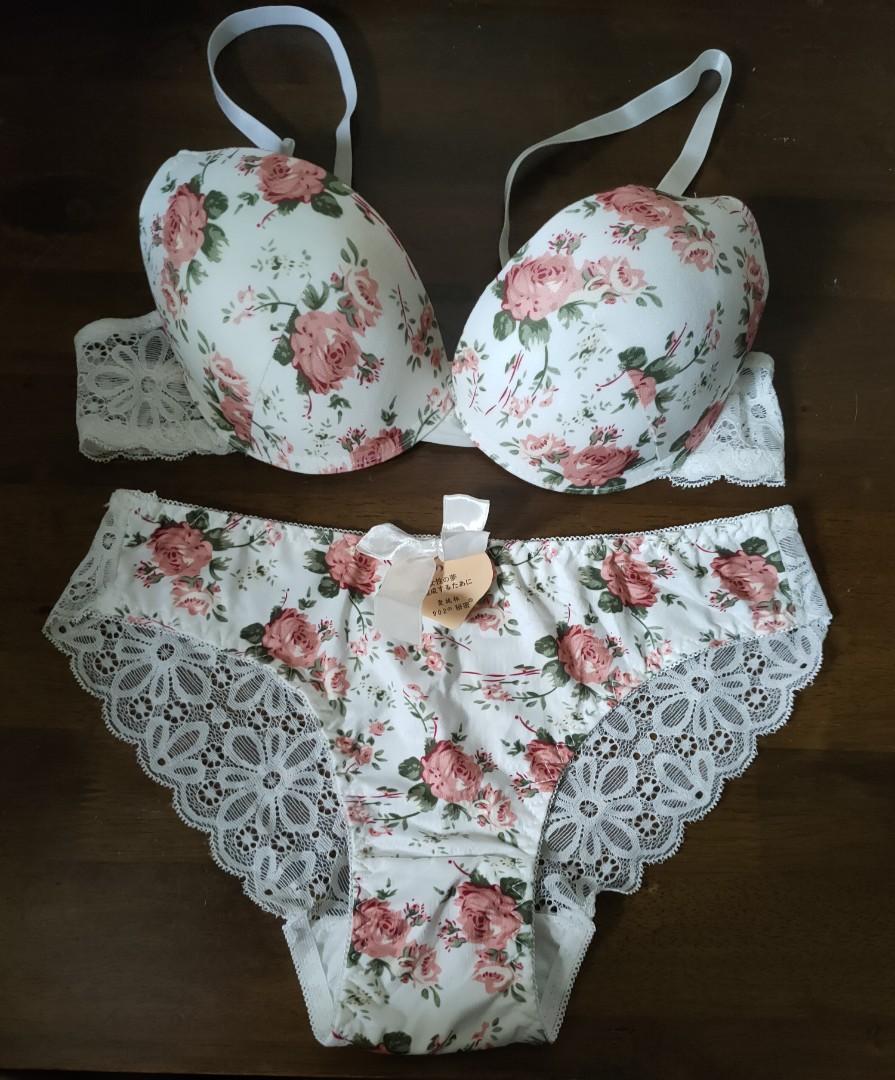 Floral bra set (White) Size 38C, Women's Fashion, New