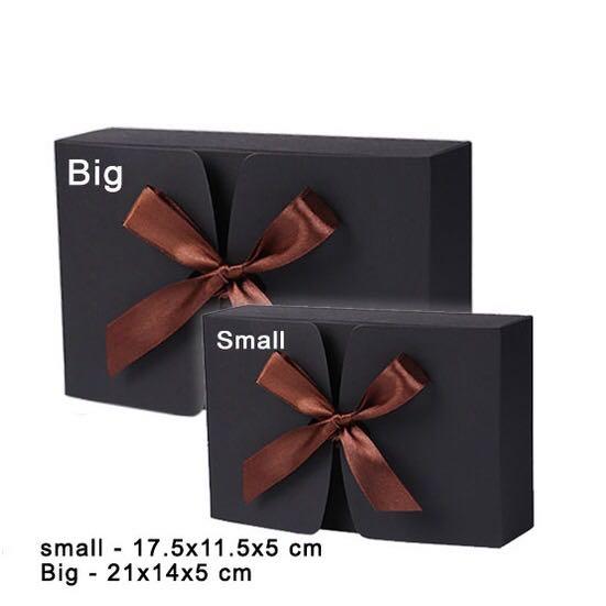 Foldable gifts/Clamshell Gift box, Hobbies & Toys, Stationary & Craft