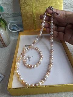 Genuine Freshwater Pearl (Mix Colors)