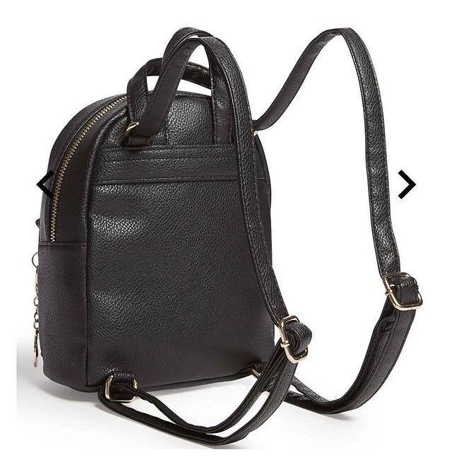 Guess Cesily Backpack, Olshop Fashion, Olshop Wanita di Carousell
