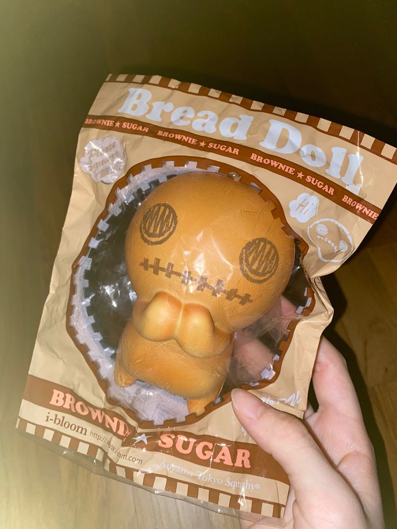 Squishy ibloom bread doll top