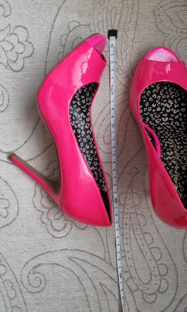 Jessica simpson pink store heels