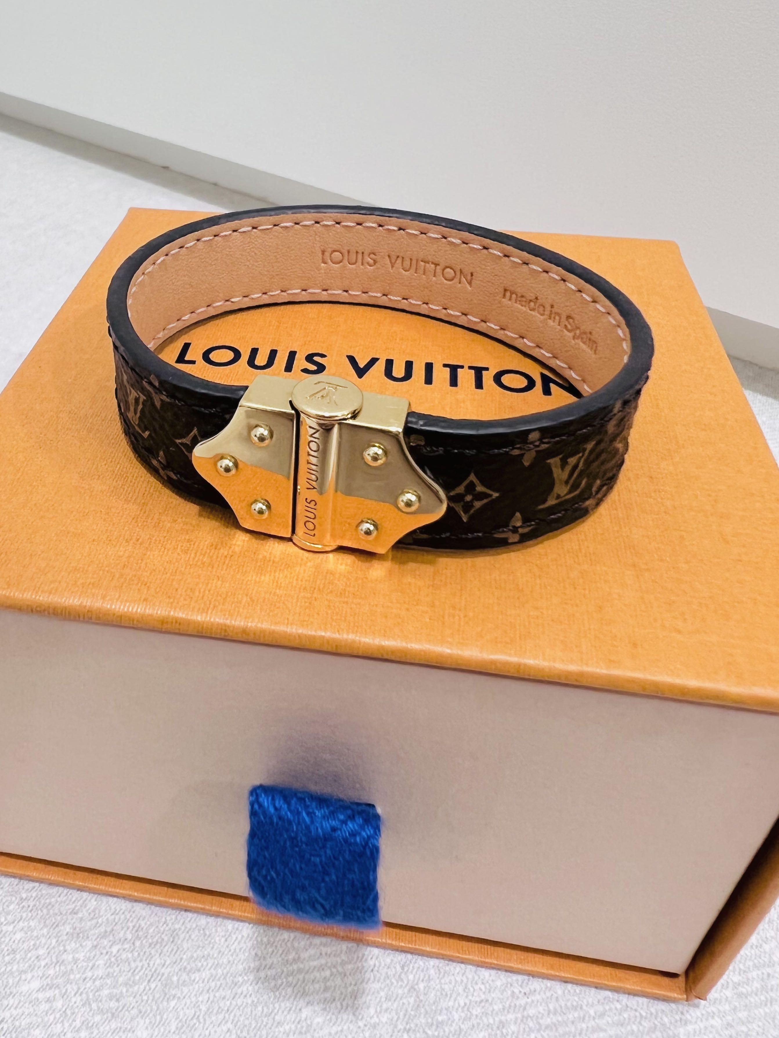 LV Louis Vuitton Bracelet (BC.SPIRIT NANO MNG 17), Women's Fashion, Jewelry  & Organisers, Bracelets on Carousell