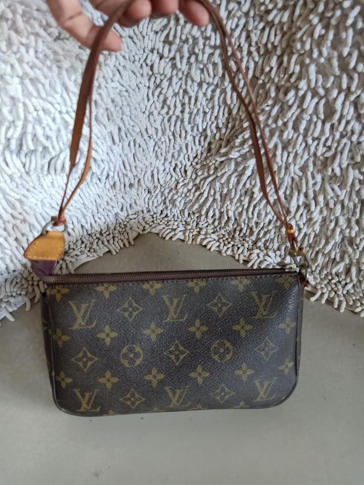 LV small bag, Luxury, Bags & Wallets on Carousell
