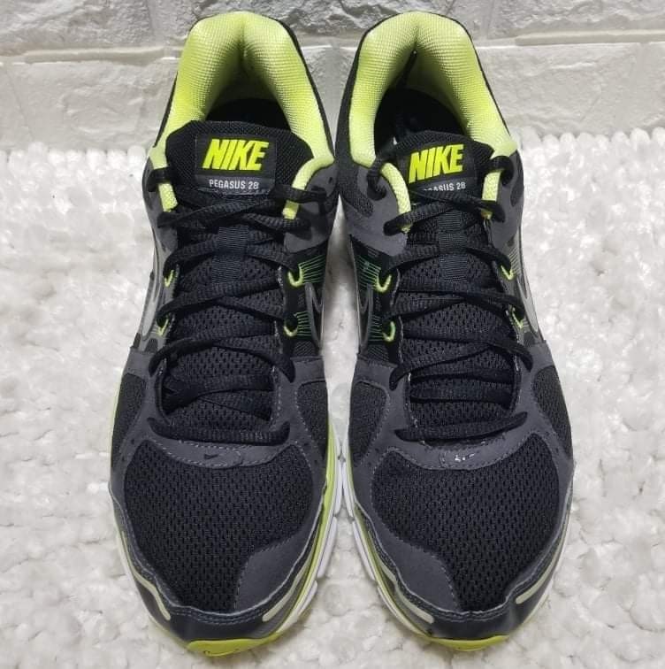 Men Sz 11 Black Green Nike Air Pegasus+ 28 Shoes, Men's Fashion, Footwear,  Sneakers on Carousell