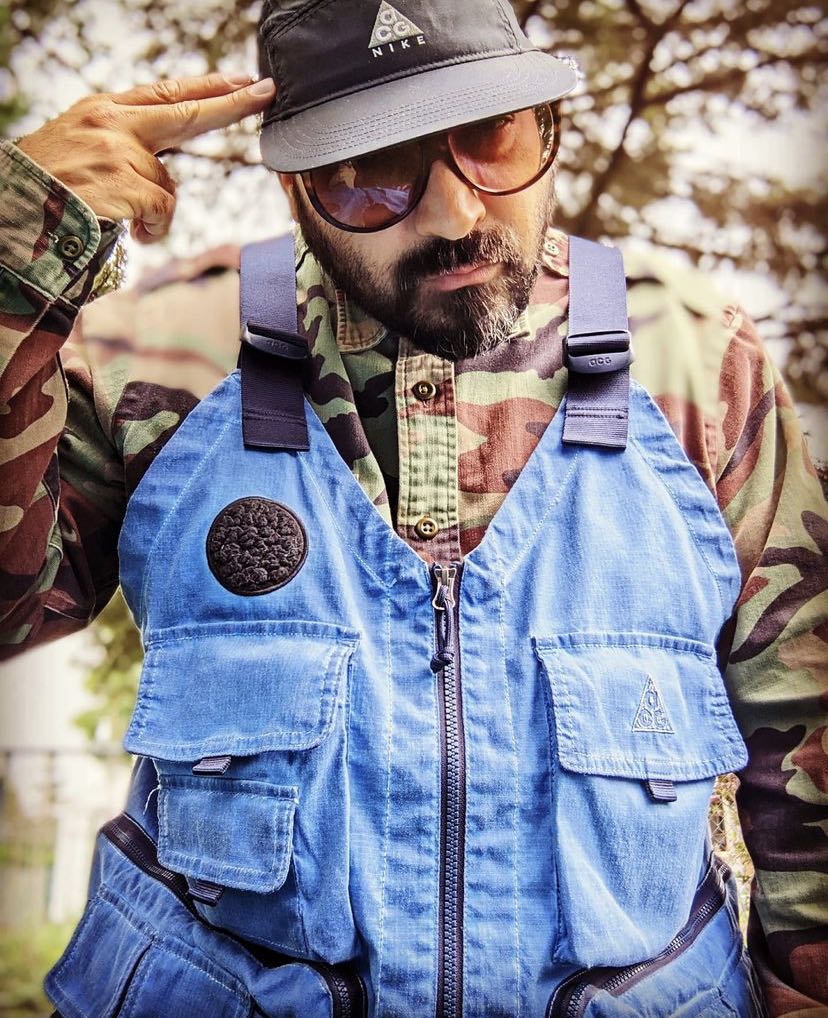 nike acg watchman peak vest