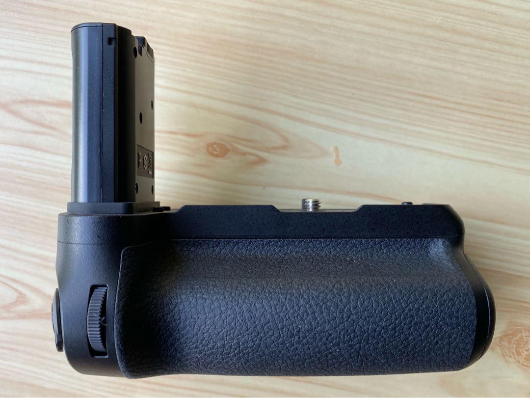 Nikon MBN11 for Z6 ii n Z7 ii, Photography, Photography Accessories