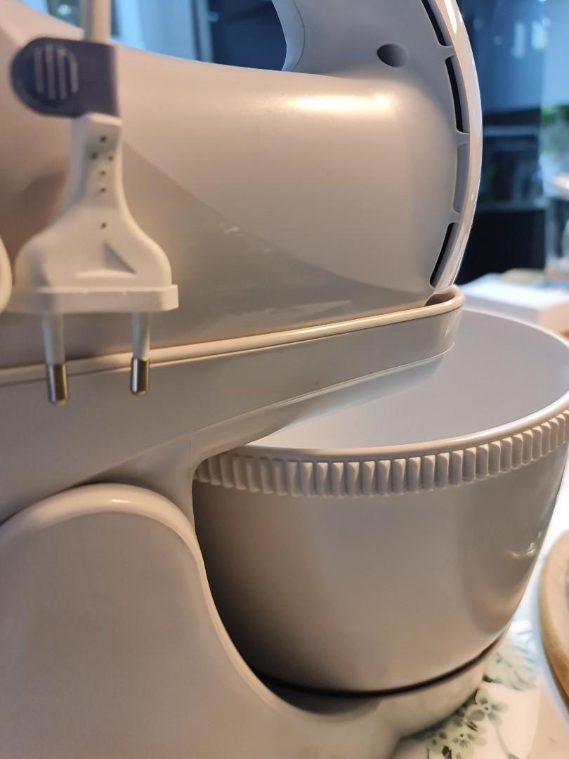 Philips Stand Mixer, 400 Watt, WhiteHR3745 3L Blender & Mixers