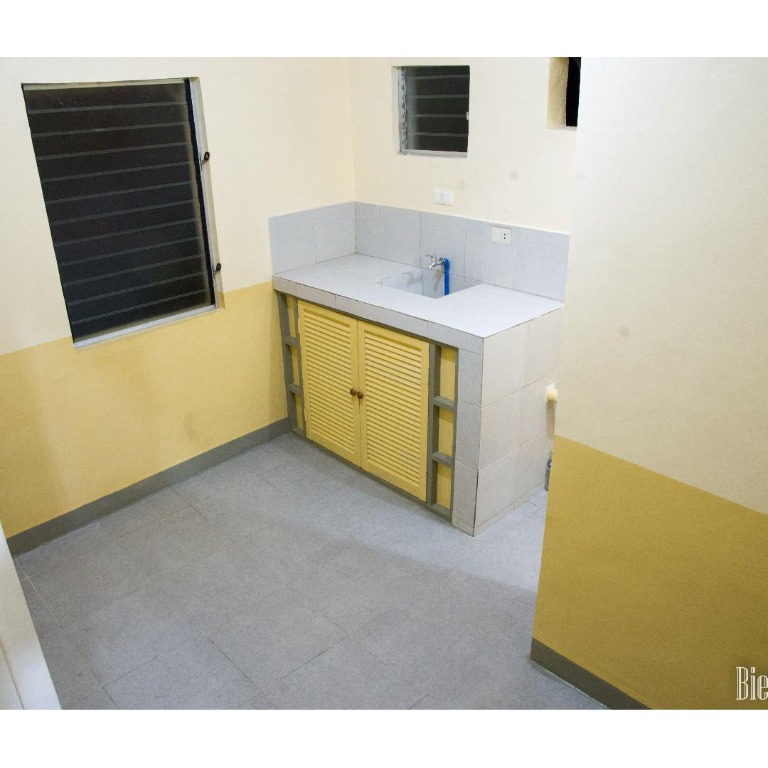 (Category: ) located in . Submitted by bbs9000 (Listing ID 1123501774, Image 1). Description: .