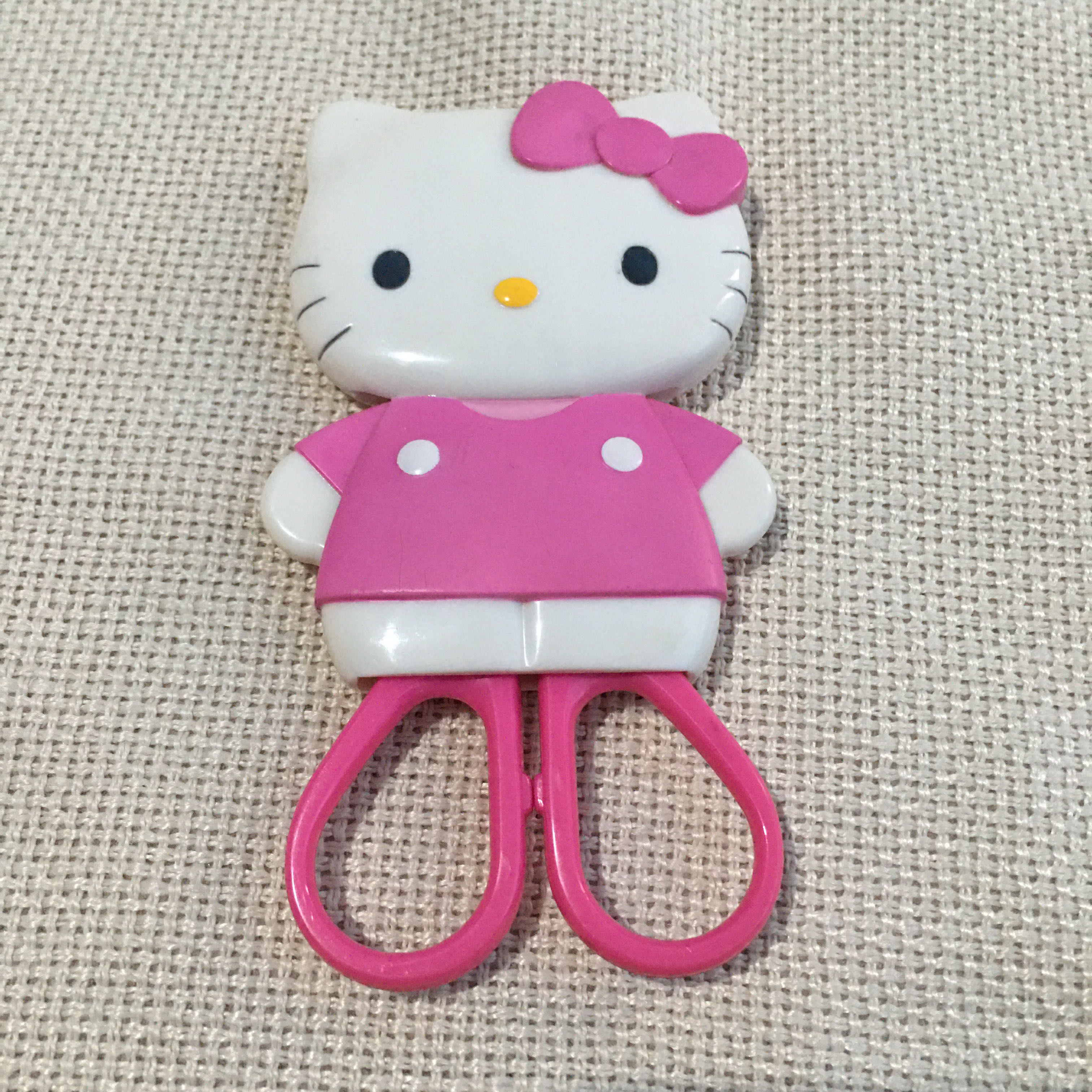 Sanrio Hello Kitty Scissors, Hobbies & Toys, Stationary & Craft