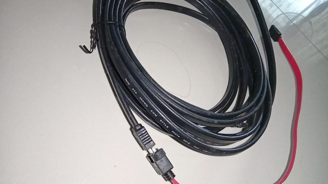 sata harddisk cable (Category: Hard Disks & Thumbdrives) located in Seri Kembangan. Submitted by wawa2025 (Listing ID 1123336735, Image 2). Description: 20 feet sata cable.