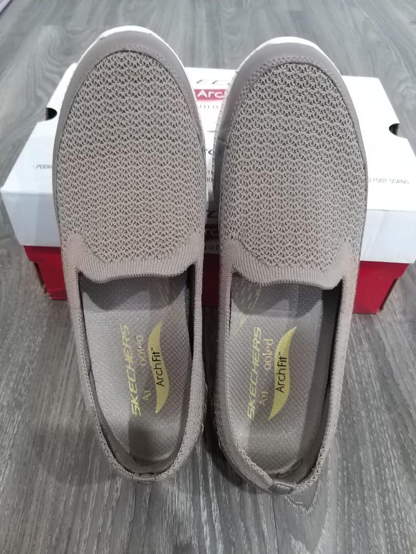 skechers silver arc