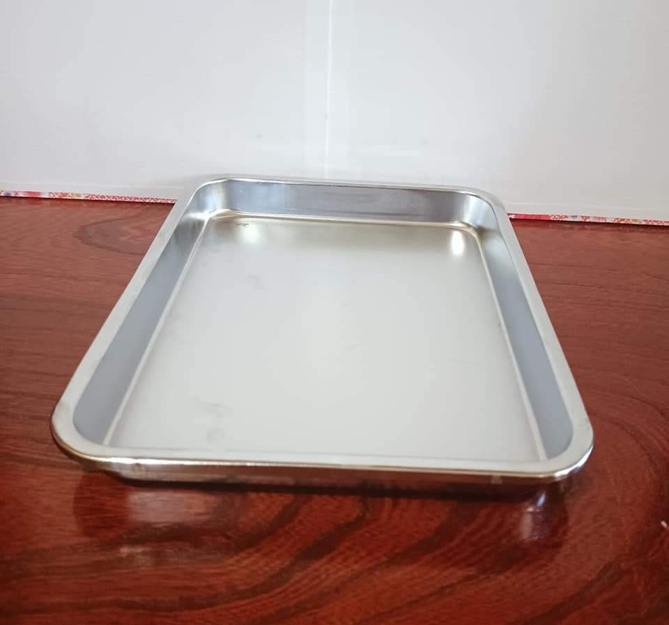 Stainless steel baking tray, Furniture & Home Living, Kitchenware