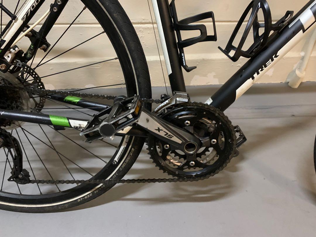 PRICE DROP Trek 7700 Size 54.5cm Hybrid Bike Sports Equipment