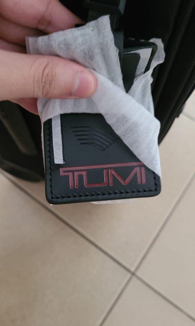 TUMI International Expandable 2 Wheeled CarryOn Alpha 3, Fesyen Pria