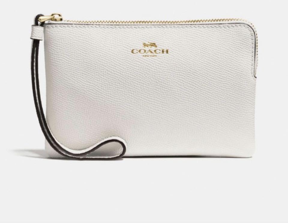 coach white wristlet