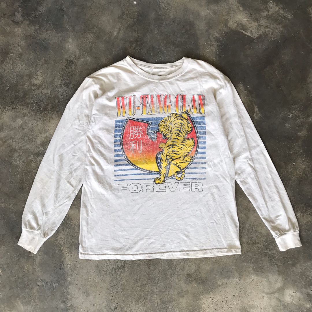 WU TANG CLAN T-SHIRT, Men's Fashion 