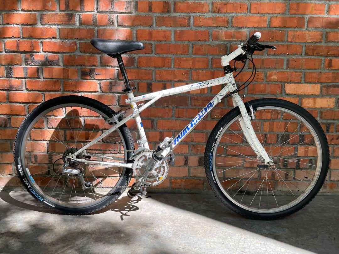 1991 GT AVALANCHE RETRO MOUNTAIN BIKE 