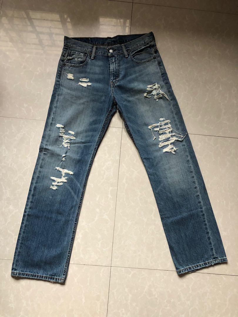 569 Levi s ripped jeans Men s Fashion Bottoms Jeans on Carousell