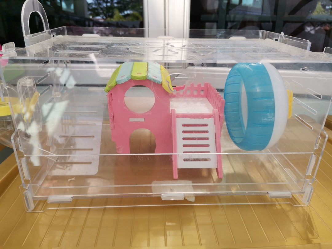 Acrylic hamster cage (small) second hand, Pet Supplies, Homes & Other