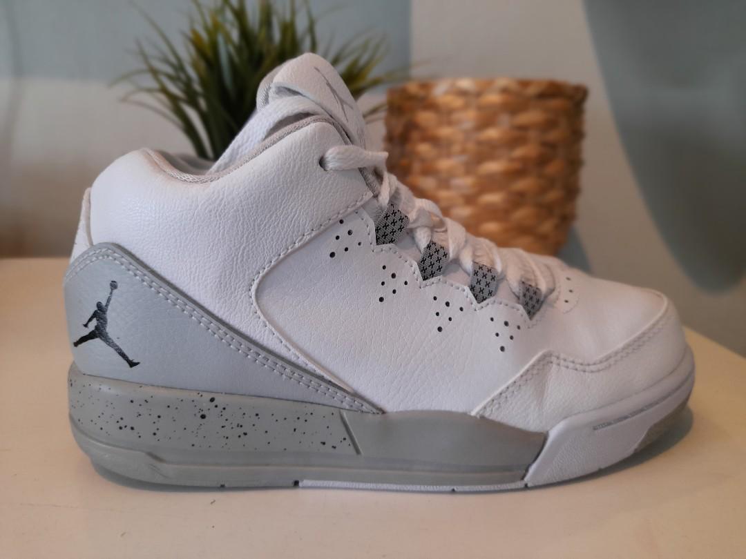 Jordan 18 flight 2 deals