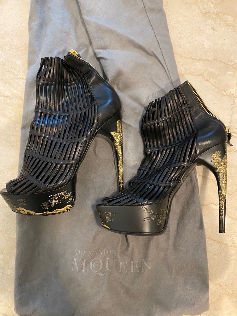 Alexander mcqueen cage best sale sandal