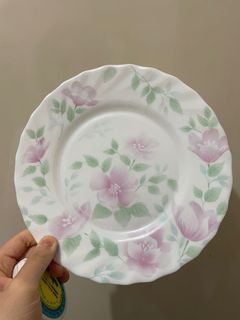 （分類：）位於 。 由 vs.vm 提交（商品編號 1128777330，圖片 1）。簡介： 。