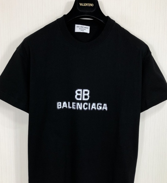 Balenciaga blurred logo tee, Men's Fashion, Tops & Sets, Tshirts & Polo ...