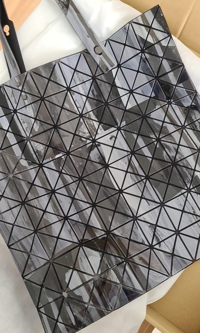 BAO BAO ISSEY MIYAKE GRAVITY PAINT