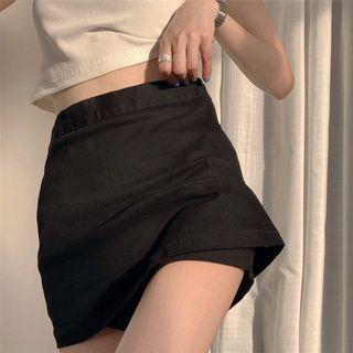 BLACK SKORT