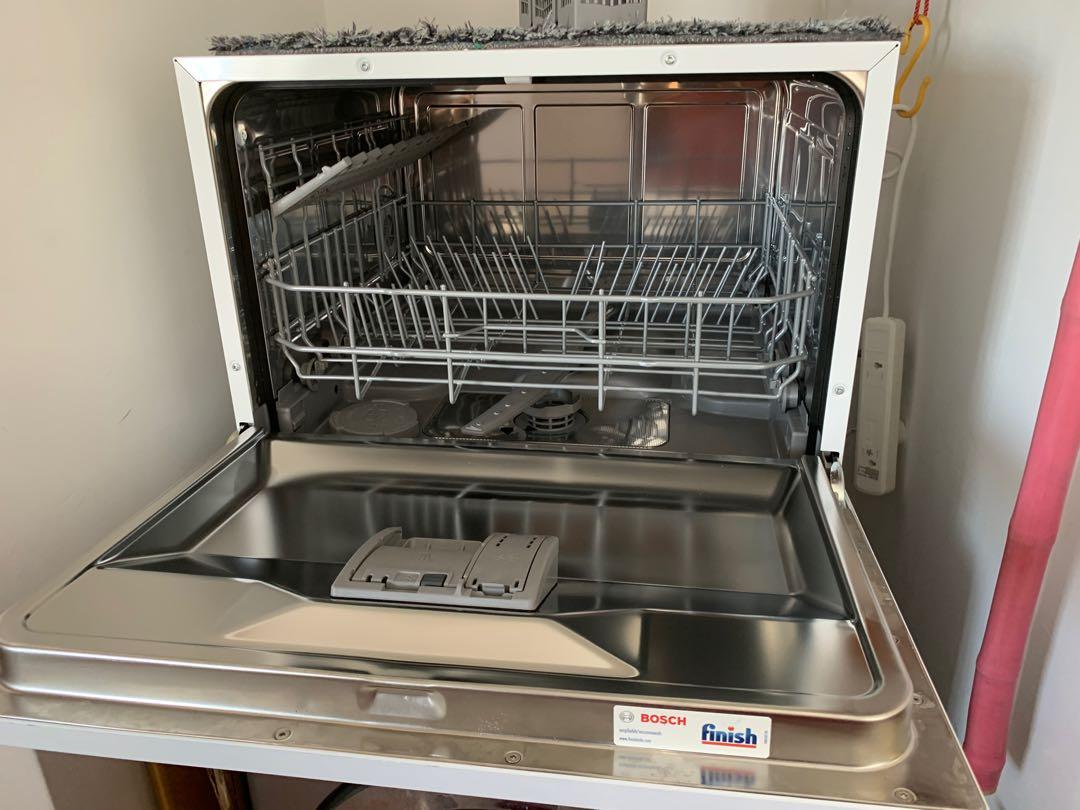 Bosch freestanding compact dishwasher, TV & Home Appliances, Kitchen